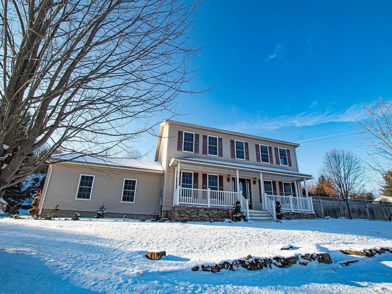 100 Highland Avenue, Milton